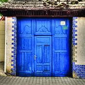Blue_doors