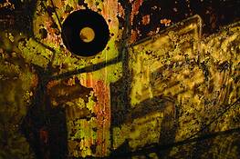 Graffiti_porthole