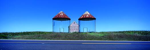 Empty_corn_bins