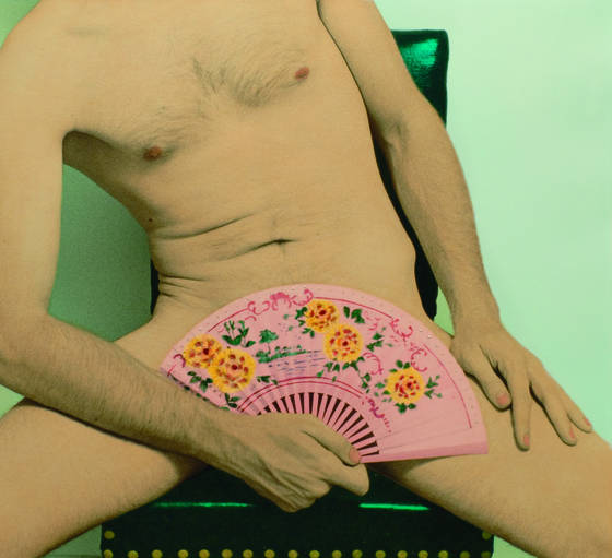 Man_with_fan