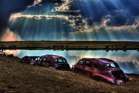 Dam_cars