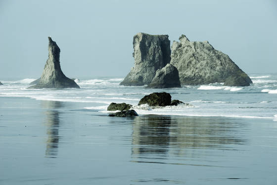 Bandon_sea_stacks_1