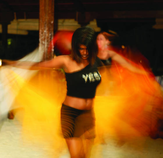 Dancing_girl_2