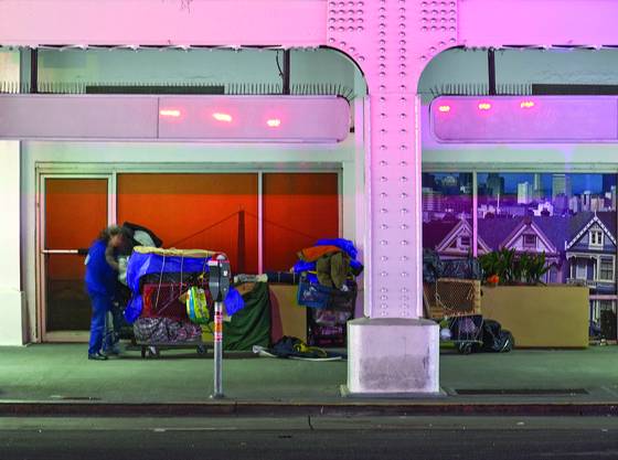 Bus_sstation_resident__3