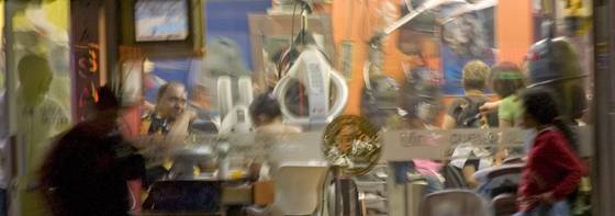 Beauty_parlor___barber_shop