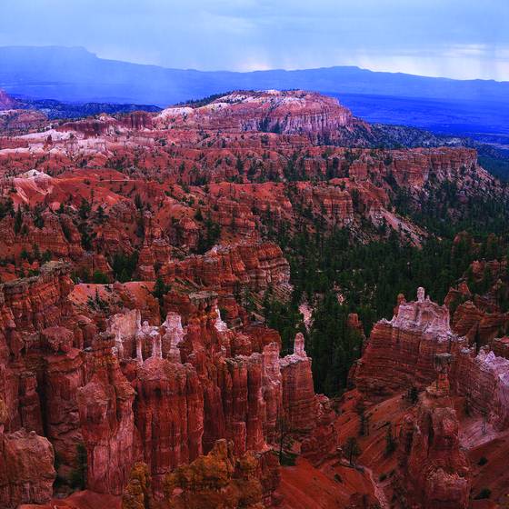 Bryce_thunderstorm
