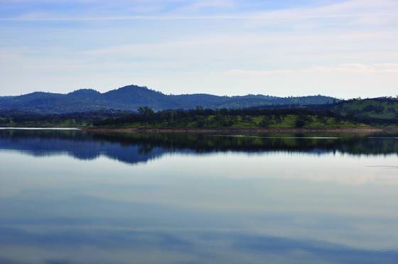 Tranquil_lake