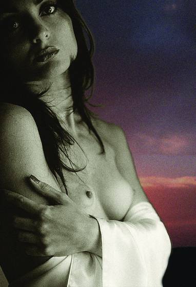 Figure_and_sky