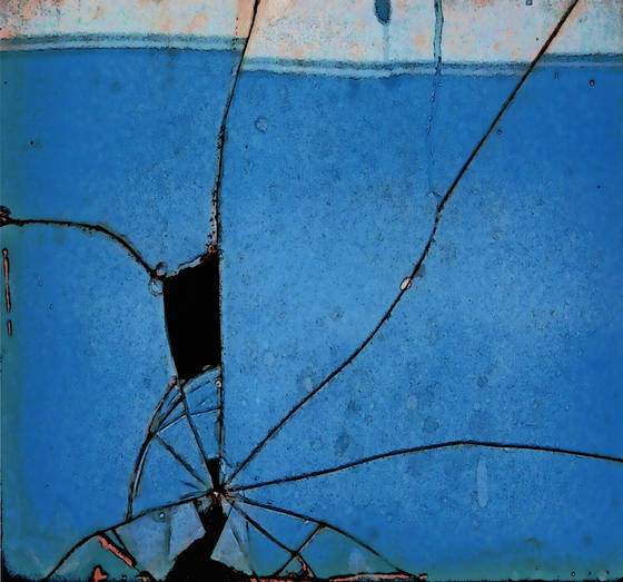 Broken_blue