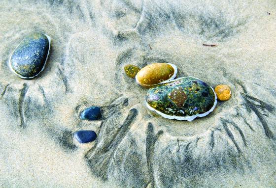 Sand_and_stone_composition_5