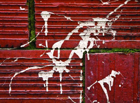 Bricks___paint_splatter