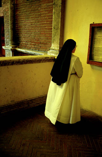 Nun