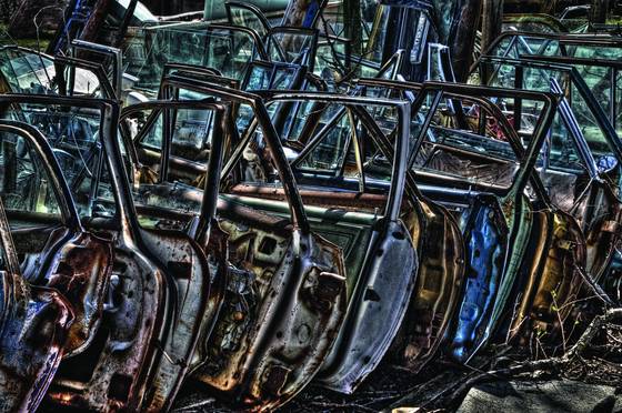 Row_of_car_doors