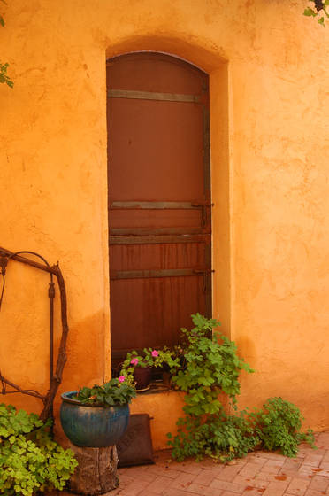 Rusty_door