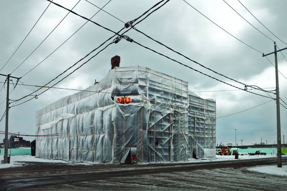 Under_wraps