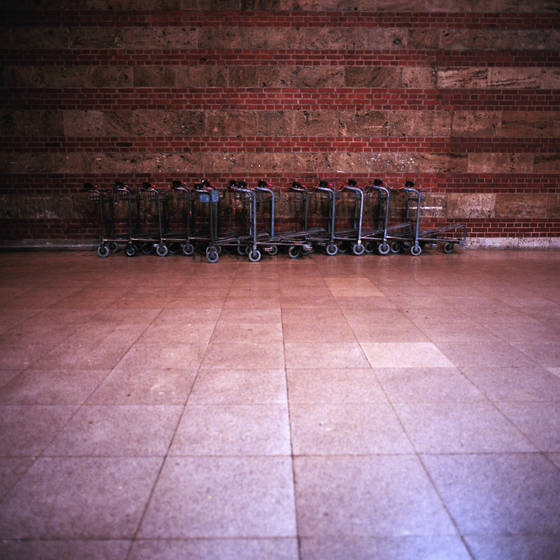 Waiting_in_line