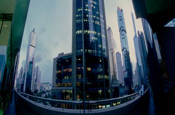 Reflection_of_hong_kong
