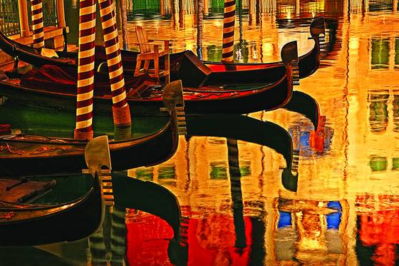 Venetian_gondolas