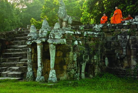 Angkor_stairway