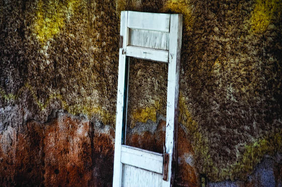 Door_to_nowhere