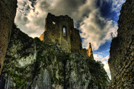 Beckov_tower