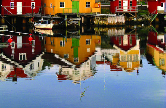 Reflections_of_a_fishing_village
