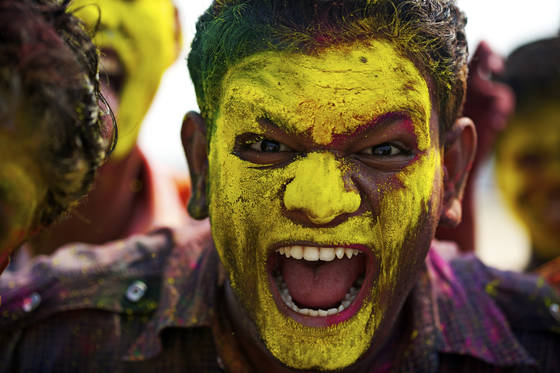 Holi_one