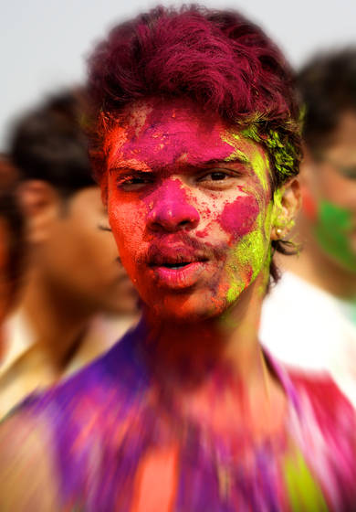 Holi_two