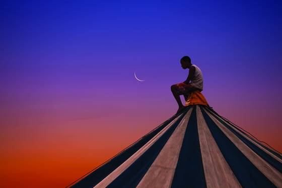 The_boy___the_moon