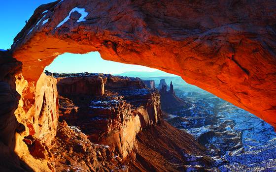 Mesa_arch_glowing