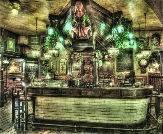 Kisrablo_pub