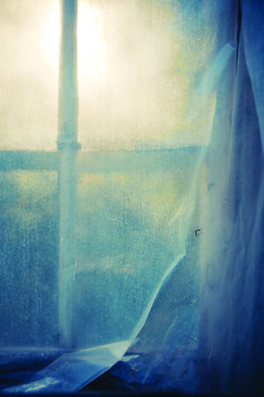 Shrouded_window