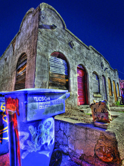 Tucson_recycles
