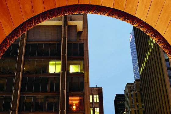 Archway_to_bay