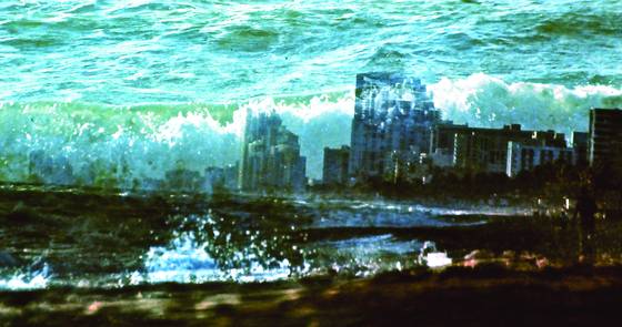 Dania_under_water