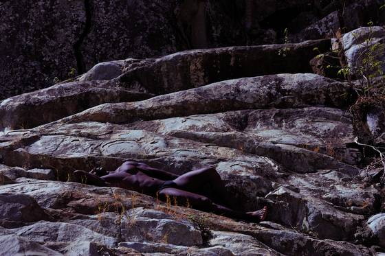 Man_and_stone