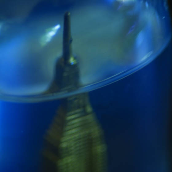 Snow_globe_empire_state