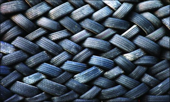Wall_of_tires