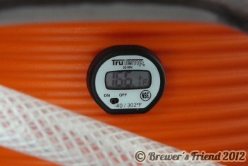 thermometer probe brewing beer
