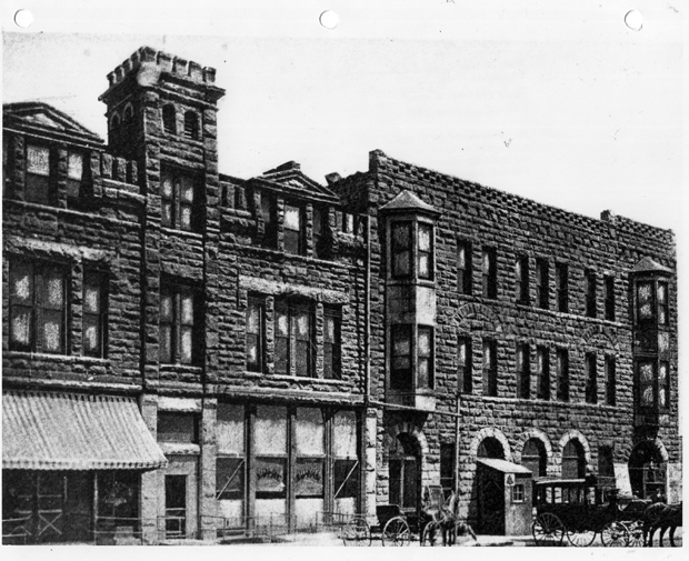 The Royal Hotel was a part of Guthrie's early history.
