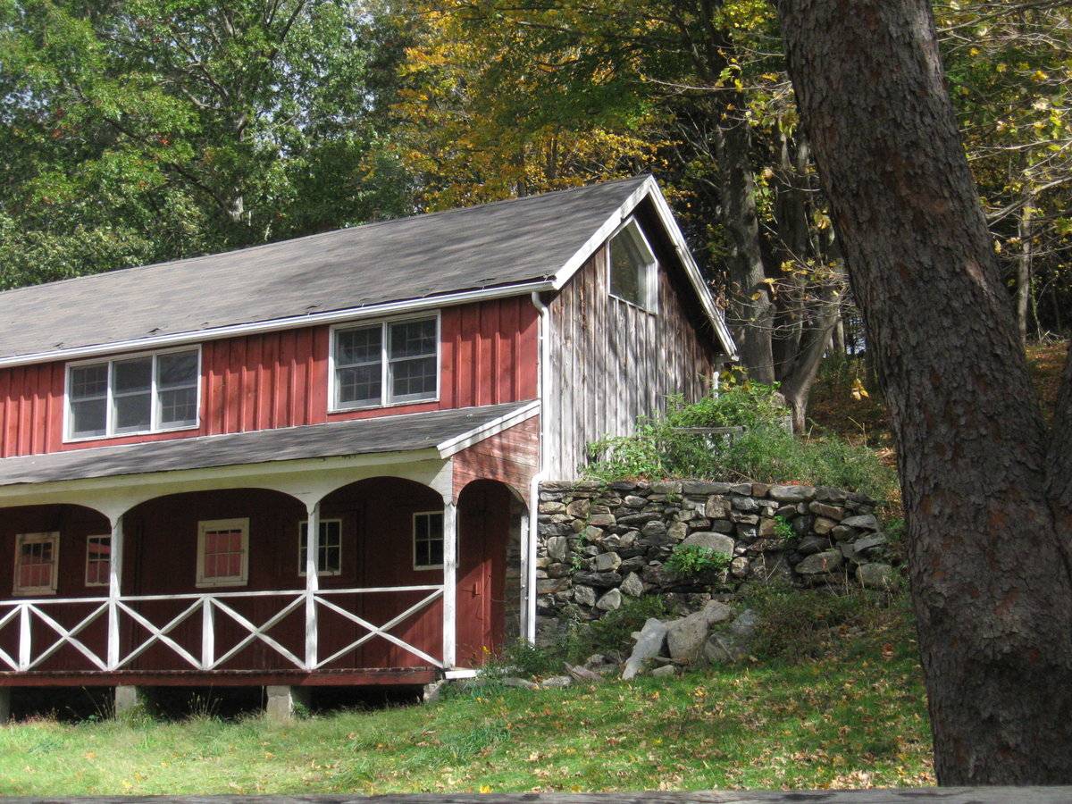 79 Putnam Park Road (Rte 58), Bethel (Western Uplands) Historic Barns