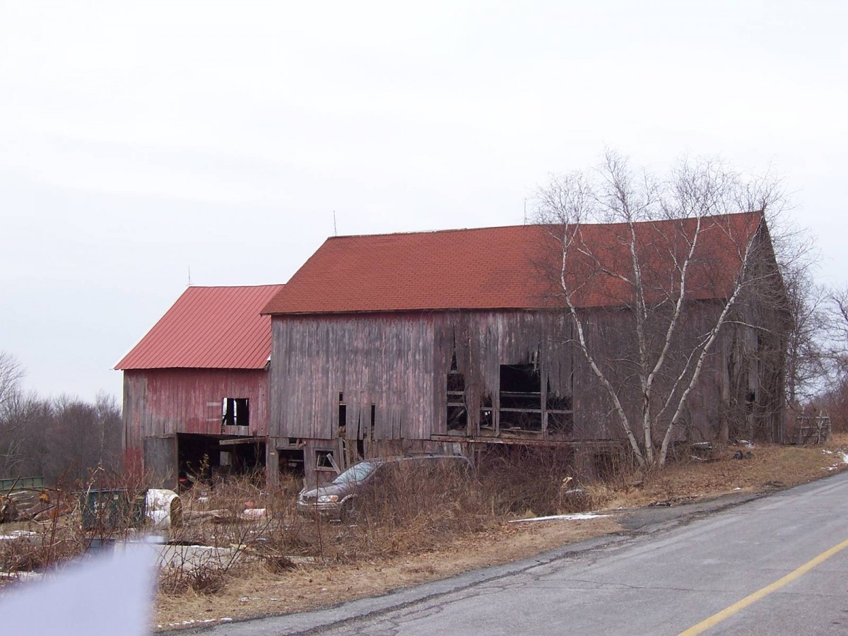 37 Todd Hill Road, Bethlehem () Historic Barns of Connecticut