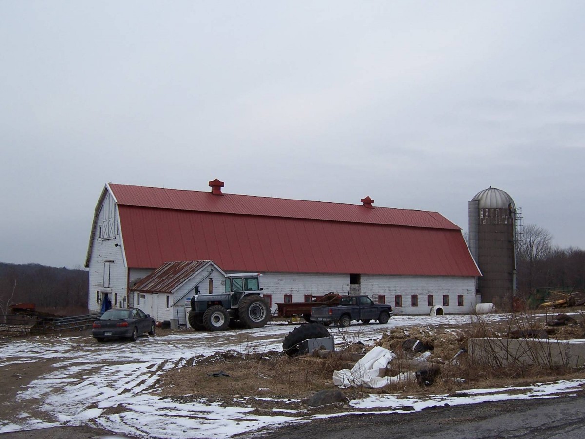 37 Todd Hill Road, Bethlehem () Historic Barns of Connecticut