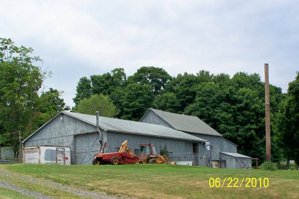 Lazy Y Farm (205 Hart Street, Bristol (Western Uplands)) Historic