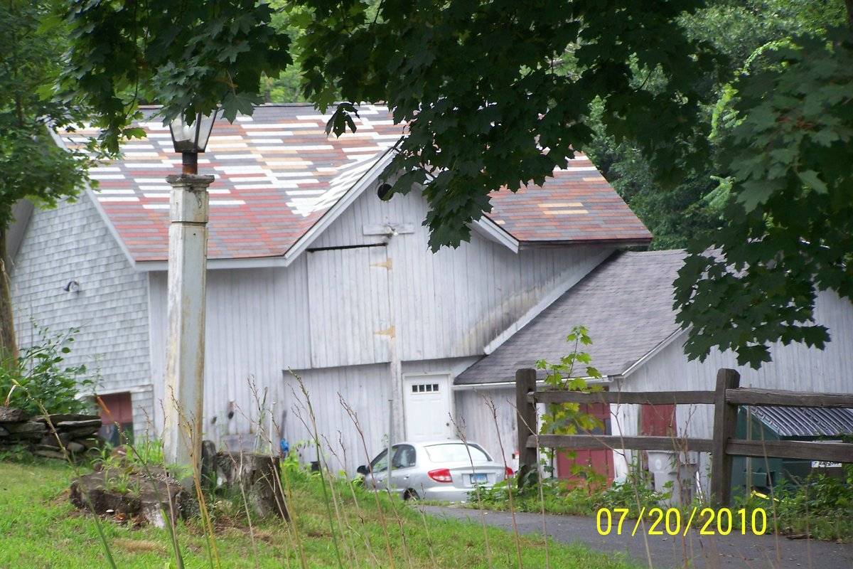 40 Wolcott Street, Bristol (Western Uplands) Historic Barns of