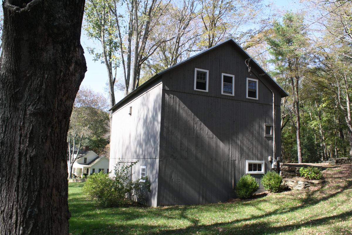 80 Quarry Road, Bridgewater () Historic Barns of Connecticut