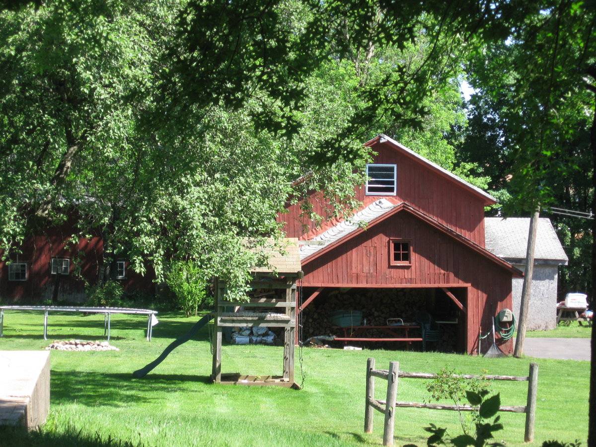 48 Four Rod Road, Berlin (Central Valley) Historic Barns of Connecticut