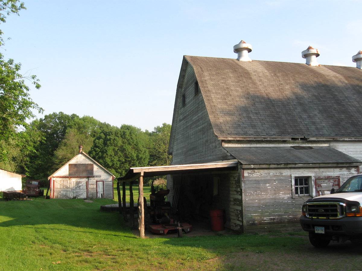 77 Lower Lane, Berlin (Central Valley) Historic Barns of Connecticut