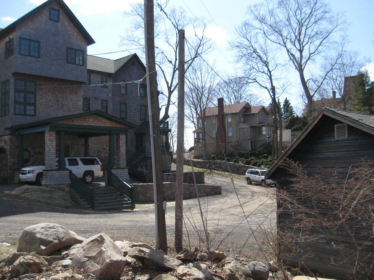Cornelia L. Morse Cottage Wagon Shed (35 Prospect Hill Road, Branford