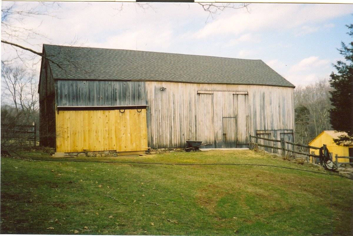 Ambrose Leete Barn (225 Moose Hill Road, Guilford (Eastern Coastal